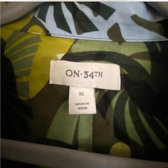 ON 34TH LEAF PRINT CROCHET TRIM LOG SLEEVE BUTTON DOWN SHIRT 100% COTTON SIZE XL - Picture 2 of 4